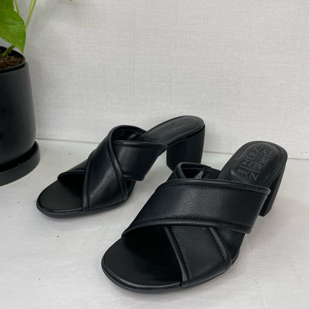 Naturalizer Genn-Rhythm Slide Sandal black leather block heel 6.5 M, B 269 - Picture 4 of 11